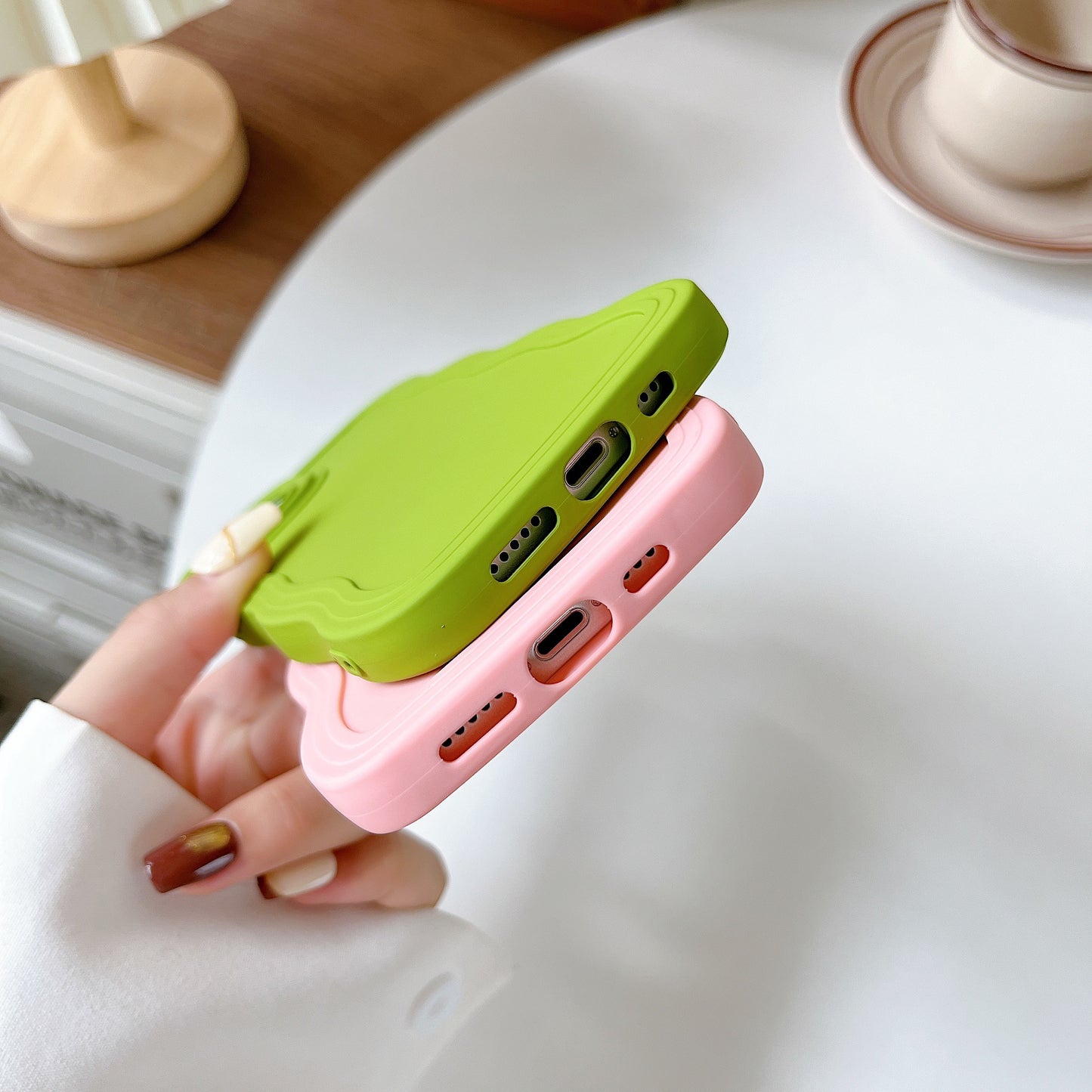 Solid Color Curly Wave Frame Soft Compatible with iPhone Case…