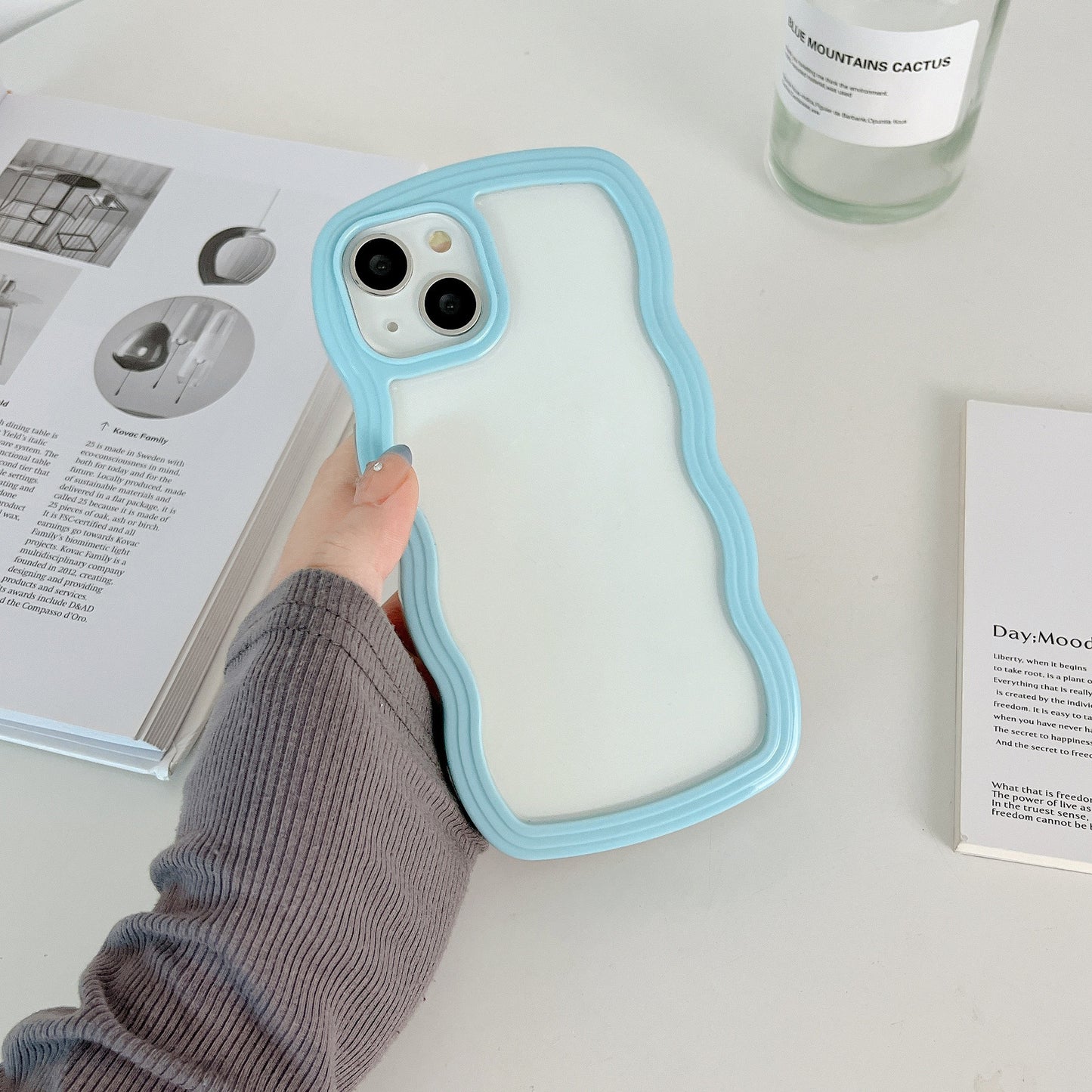 Cute Curly Wave Frame Shape Shockproof Soft Compatible with iPhone Case